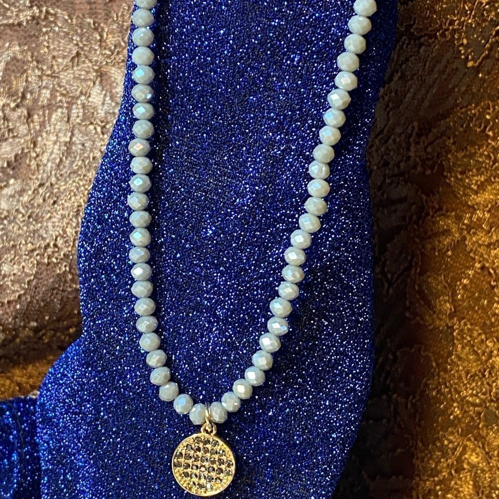 NWT GRAY MICRO PAVED CRYSTALS GRAY GLASS BEAD OUTER SPACE DAINTY DESIGN NECKLACE - Picture 11 of 14